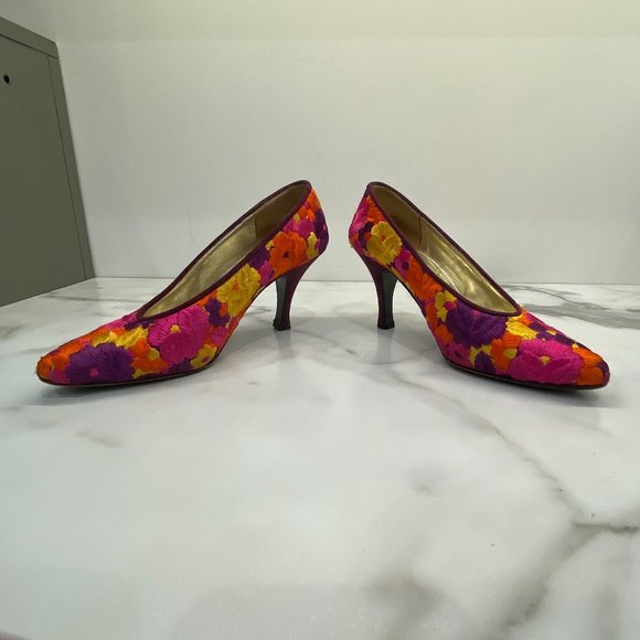 Vintage Valentino floral pumps - Picture 8 of 12